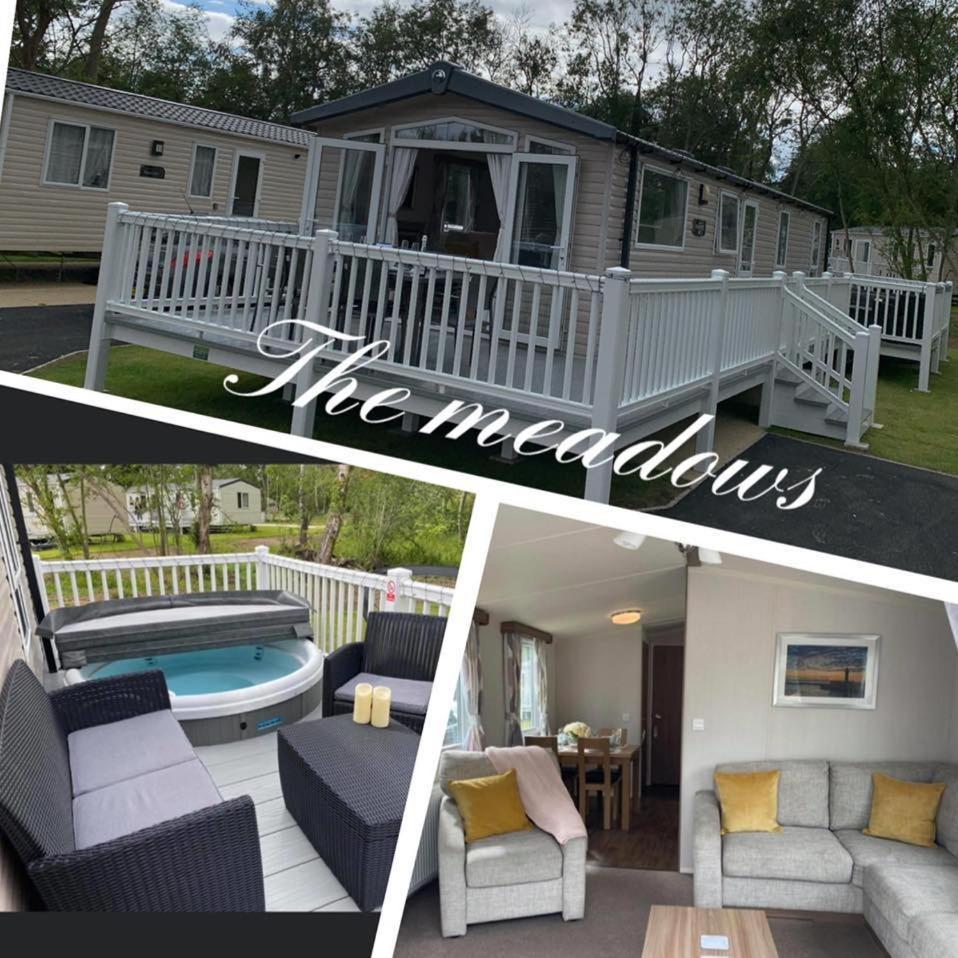 41 The Meadows Luxury Hot Tub Holidays Tattershall Lakes Eksteriør billede