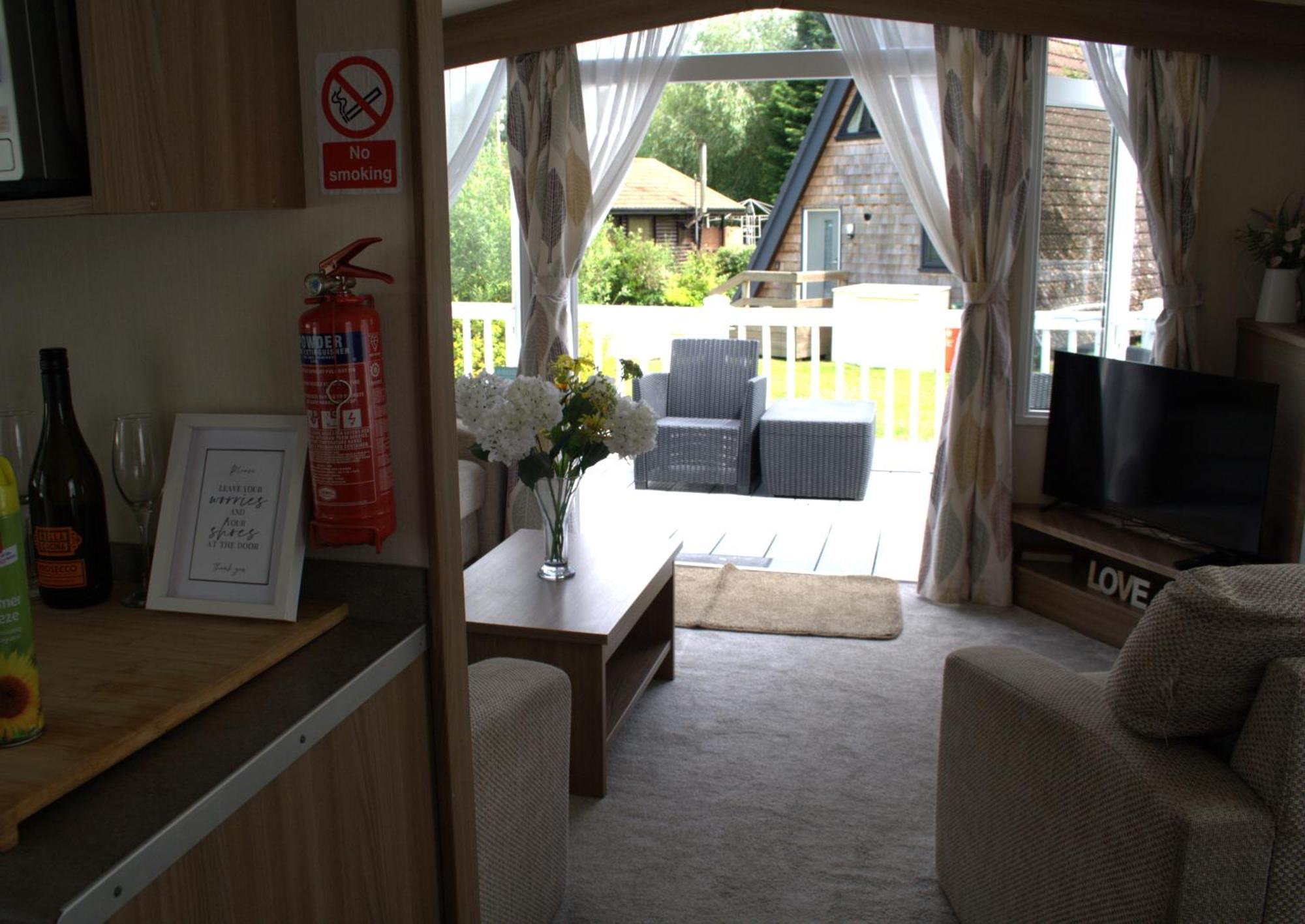 41 The Meadows Luxury Hot Tub Holidays Tattershall Lakes Eksteriør billede